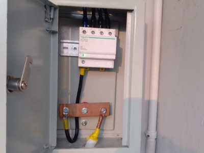 methods to estimate arrester protection area